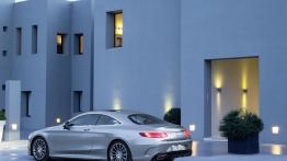 Mercedes S 500 4MATIC Coupe Edition 1 (C217) - widok z tyłu