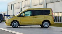 Ford Tourneo Connect - galeria redakcyjna - lewy bok