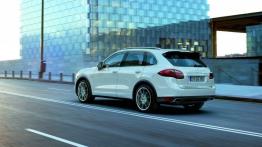 Porsche Cayenne III S Hybrid (2011) - lewy bok