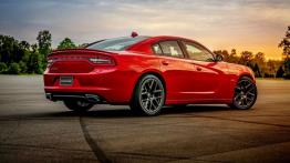 Dodge Charger Facelifting (2015) - widok z tyłu