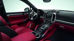 Porsche Cayenne III Turbo S - pełny panel przedni
