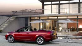 Ford Focus CoupeCabrio 2008 - lewy bok