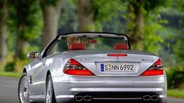 Mercedes SL 55 AMG - widok z tyłu