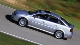 Opel Vectra GTS - lewy bok