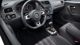 Volkswagen Polo GTI 2010 - kokpit