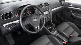 Volkswagen Golf VI Kombi - pełny panel przedni