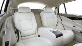 BMW Gran Turismo - tylna kanapa