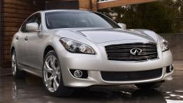 Infiniti M 2010 - widok z przodu