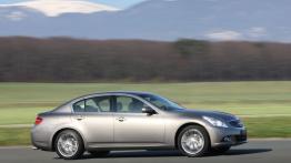 Infiniti G37 Sedan FL - prawy bok