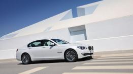 BMW serii 7 F01 Facelifting - prawy bok