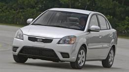 Kia Rio 2010 Sedan - widok z przodu