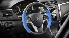 Suzuki Kizashi Apex Concept - kokpit