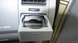 Hyundai Matrix - schowek na kubki