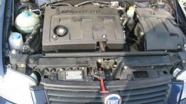 Fiat Stilo Multi Wagon 1.9 JTD Dynamic - silnik