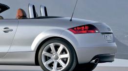 Audi TT 2007 Roadster - lewy bok