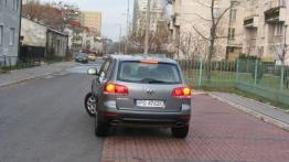 Volkswagen Touareg 4.2 V8 (310 KM) - galeria redakcyjna - widok z tyłu