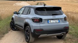 Jeep Avenger FL pierwsza jazda - widok z ty³u