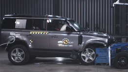 Land Rover Defender 110 2.0 diesel SE, RHD