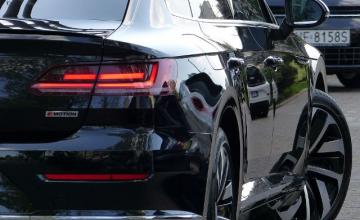 Volkswagen Arteon Fastback 2.0 TSI 280KM 2017 Volkswagen Arteon R-Line 2.0 TSI 206 kW 4MOTION DSG 7-G, zdjęcie 7