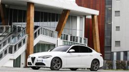 Giulia dostępna z nowymi wersjami silnikowymi