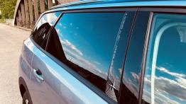 Peugeot 5008 – minivan po francusku