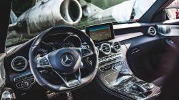 Mercedes C450 AMG Sport - mocny śpioch