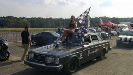 Moc, dźwięk i ... błoto