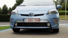 Zmusza do przemyśleń - Toyota Prius Plug-in Hybrid