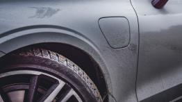Volvo V60 2.0 T8 Twin Engine 390 KM - galeria redakcyjna  - prawy bok
