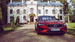 Volvo S60 2.0 T5 250 KM - galeria redakcyjna - widok z przodu