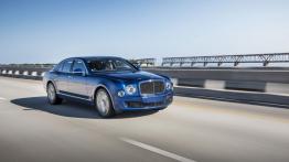 Bentley Mulsanne Speed (2015) - widok z przodu