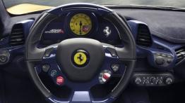 Ferrari 458 Speciale A (2015) - kierownica