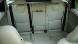 Volvo XC60 Facelifting 2.0 D4 181KM - galeria redakcyjna - tylna kanapa
