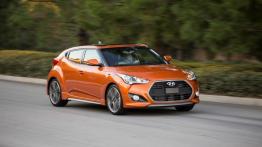 Hyundai Veloster Turbo 2016 - widok z przodu