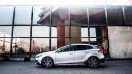 Volvo V40 II Cross Country 2.0 D4 - galeria redakcyjna - lewy bok