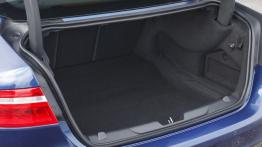 Jaguar XE 2.5t R-Sport Bluefire (2015) - bagażnik