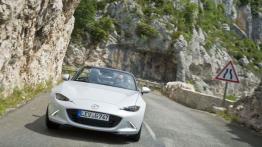 Mazda MX-5 IV White (2015) - widok z przodu