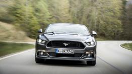 Ford Mustang VI Cabrio GT (2015) - wersja europejska - widok z przodu