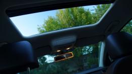 Skoda Superb II Sedan 2.0 TSI 200KM - galeria redakcyjna - szyberdach od wewnątrz