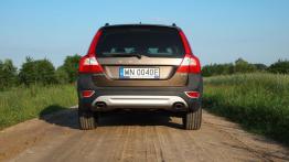Volvo XC70 II Kombi 2.4 D5 215KM - galeria redakcyjna - widok z tyłu
