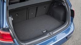 Volkswagen Golf VII TSI - wersja amerykańska - bagażnik