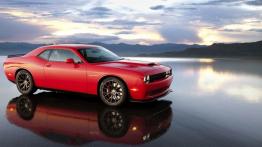 Dodge Challenger SRT Hellcat (2015) - prawy bok
