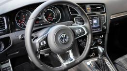 Volkswagen Golf VII GTD 2.0 TDI-CR - galeria redakcyjna - kierownica