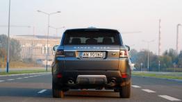 Range Rover Sport II 3.0 SDV6 292KM - galeria redakcyjna - widok z tyłu