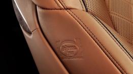 Audi A8 Exclusive Concept (2014) - fotel kierowcy, widok z przodu