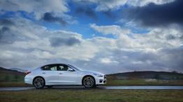 Infiniti Q50 2.0 Turbo (2014) - prawy bok