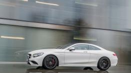 Mercedes S63 AMG Coupe (2014) - lewy bok