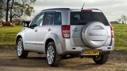 Suzuki Grand Vitara II Facelifting - widok z tyłu