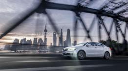 Qoros 3 Sedan (2013) - lewy bok