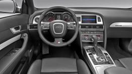Audi A6 Sedan 2008 - kokpit